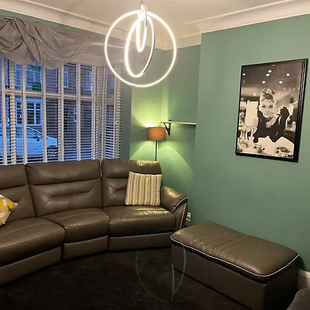 Two The Manor Born 3 Bedroom House Tynemouth Exterior photo